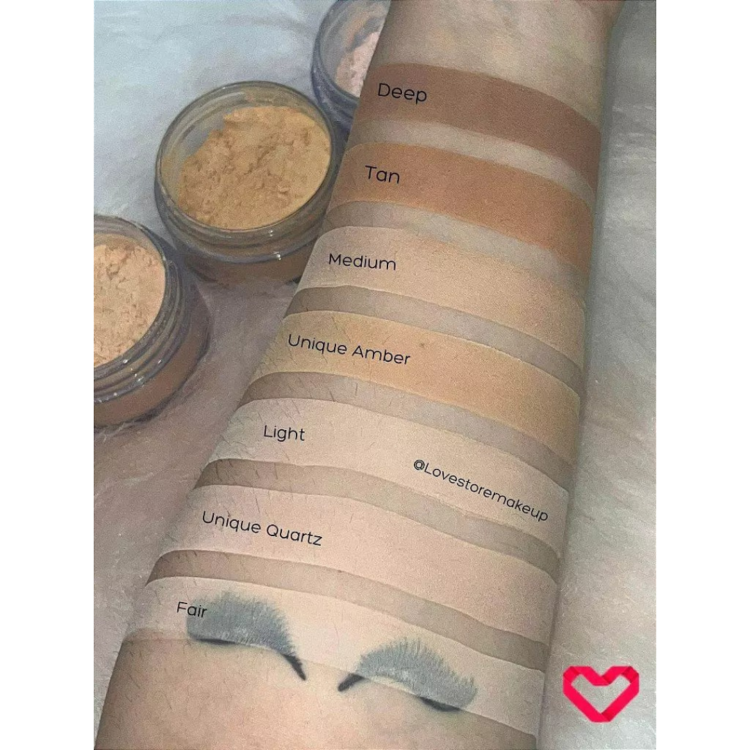Cartela com as sete cores do P&oacute; Facial BT Skinpowder aplicadas na pele: Fair, Unique Quartz, Light, Unique Amber, Medium, Tan e Deep